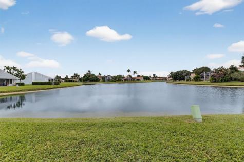 12239 Forest Greens Drive Boynton Beach FL 33437