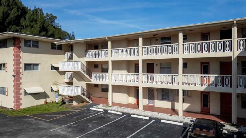 4770 NW 10th Court Plantation FL 33313