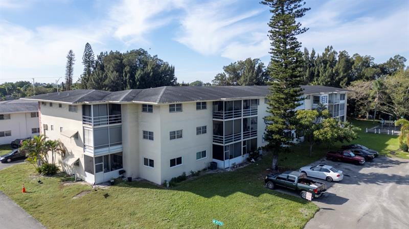 4770 NW 10th Court Plantation FL 33313