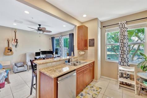 2851 W Prospect Road Tamarac FL 33309