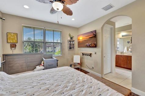 2851 W Prospect Road Tamarac FL 33309
