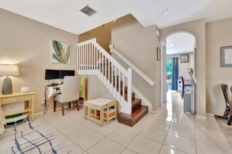 2851 W Prospect Road Tamarac FL 33309