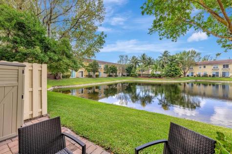 2851 W Prospect Road Tamarac FL 33309