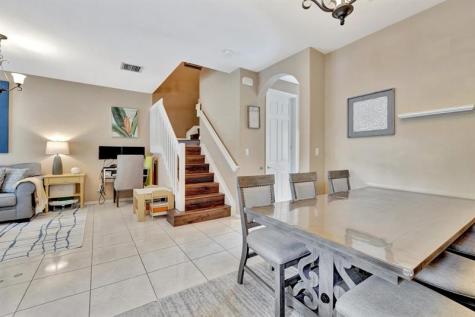 2851 W Prospect Road Tamarac FL 33309