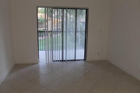 1284 S Military Trail Deerfield Beach FL 33442