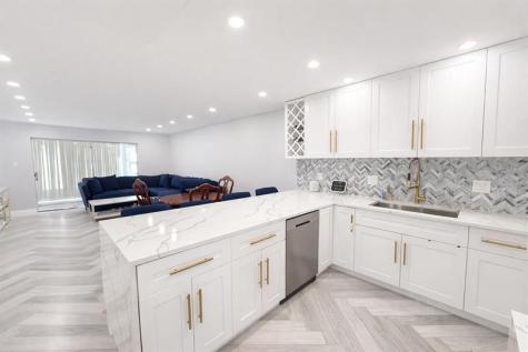 7300 NW 5th Place Margate FL 33063