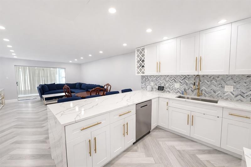 7300 NW 5th Place Margate FL 33063