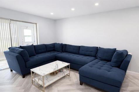 7300 NW 5th Place Margate FL 33063