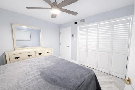 7300 NW 5th Place Margate FL 33063