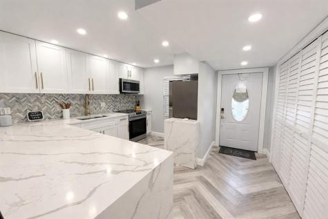 7300 NW 5th Place Margate FL 33063