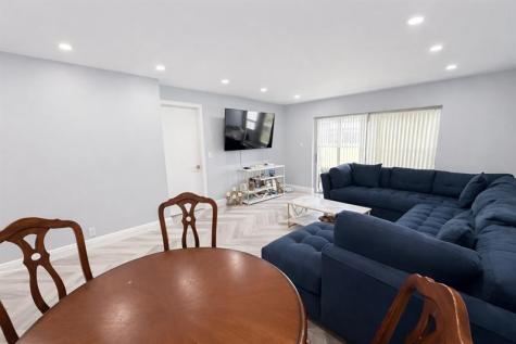 7300 NW 5th Place Margate FL 33063