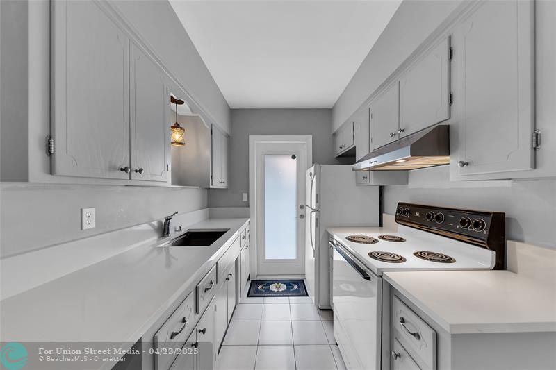 11 SW 4th Avenue Boca Raton FL 33432