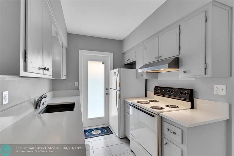 11 SW 4th Avenue Boca Raton FL 33432