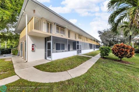 11 SW 4th Avenue Boca Raton FL 33432