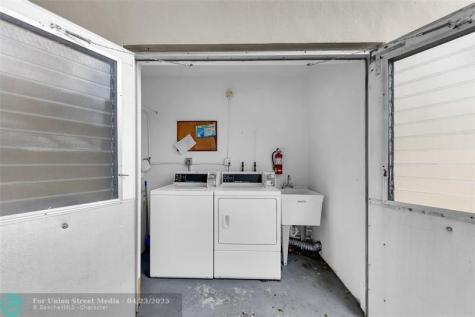 11 SW 4th Avenue Boca Raton FL 33432