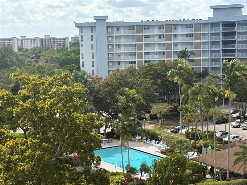 2940 N Course Drive Pompano Beach FL 33069