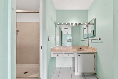 2643 NW 42nd Avenue Coconut Creek FL 33066