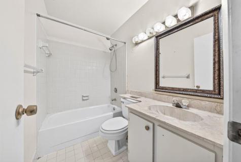 2643 NW 42nd Avenue Coconut Creek FL 33066