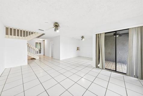 2643 NW 42nd Avenue Coconut Creek FL 33066