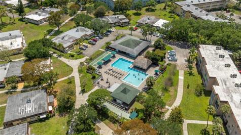 2002 SW Natura Boulevard Deerfield Beach FL 33441