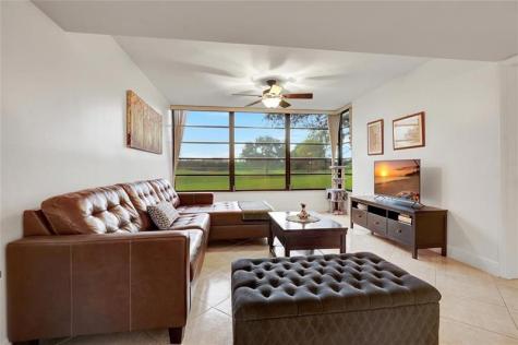 1502 Whitehall Drive Davie FL 33324