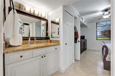 1502 Whitehall Drive Davie FL 33324