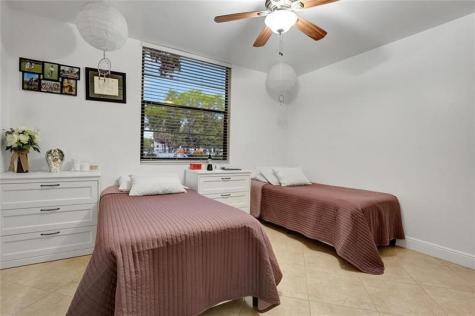 1502 Whitehall Drive Davie FL 33324