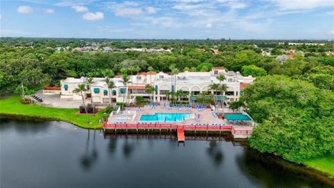 1502 Whitehall Drive Davie FL 33324