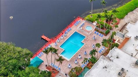 1502 Whitehall Drive Davie FL 33324