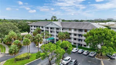 1502 Whitehall Drive Davie FL 33324