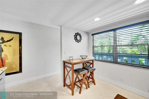 2804 Victoria Way Coconut Creek FL 33066