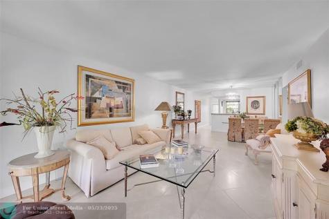 2804 Victoria Way Coconut Creek FL 33066