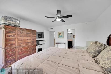 2804 Victoria Way Coconut Creek FL 33066