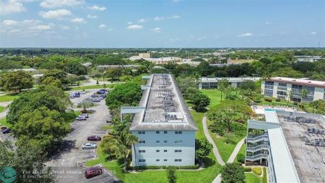 2804 Victoria Way Coconut Creek FL 33066