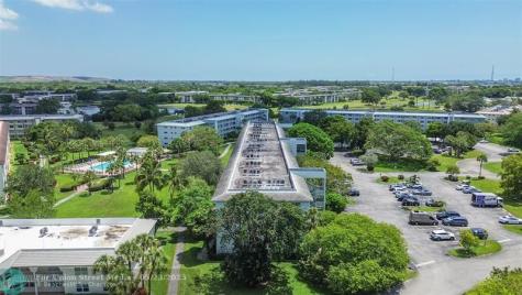 2804 Victoria Way Coconut Creek FL 33066