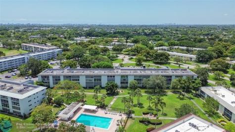 2804 Victoria Way Coconut Creek FL 33066