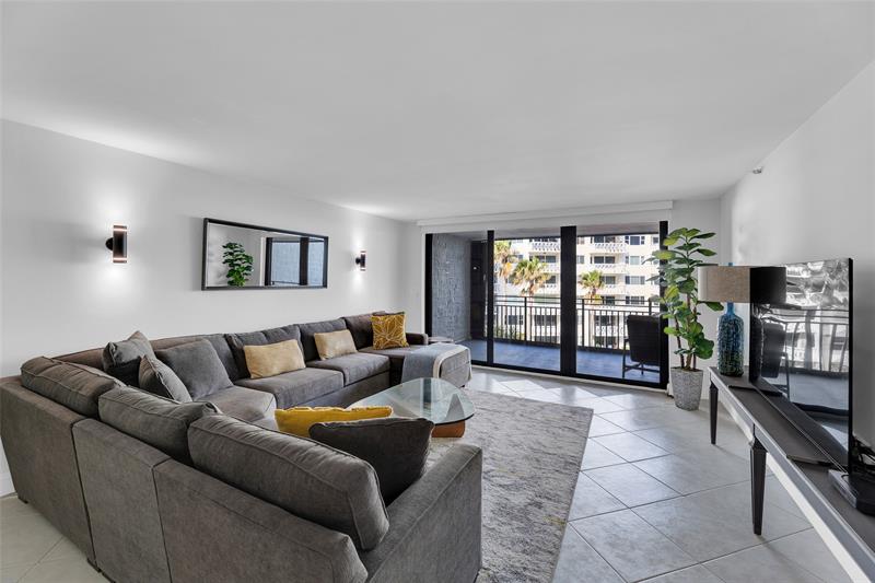 1167 Hillsboro Mile Hillsboro Beach FL 33062