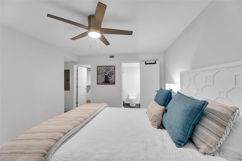 1167 Hillsboro Mile Hillsboro Beach FL 33062