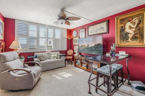 3520 Oaks Way Pompano Beach FL 33069