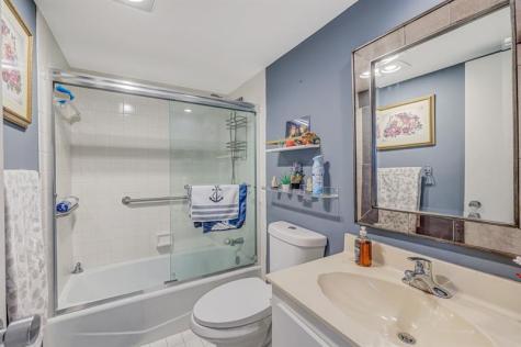 3520 Oaks Way Pompano Beach FL 33069