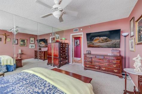 3520 Oaks Way Pompano Beach FL 33069