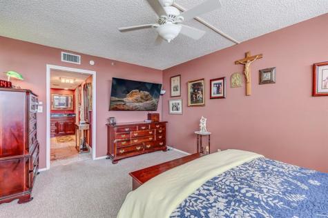3520 Oaks Way Pompano Beach FL 33069