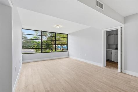 1717 Whitehall Drive Davie FL 33324