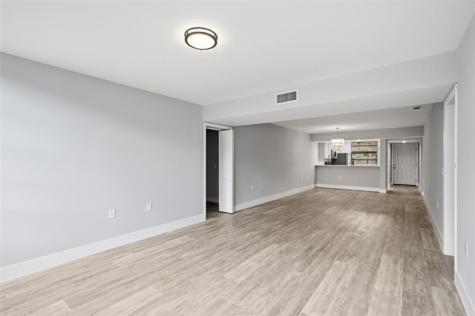 1717 Whitehall Drive Davie FL 33324