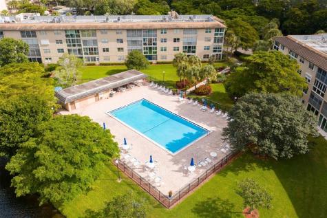 1703 Andros Isle Coconut Creek FL 33066