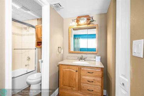 7837 Golf Circle Drive Margate FL 33063