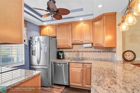 7837 Golf Circle Drive Margate FL 33063