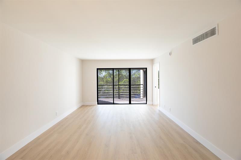 2322 S Cypress Bend Drive Pompano Beach FL 33069