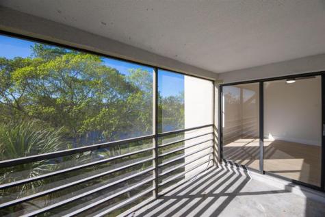 2322 S Cypress Bend Drive Pompano Beach FL 33069