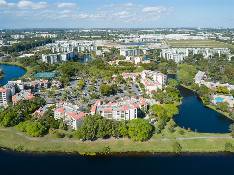 2322 S Cypress Bend Drive Pompano Beach FL 33069